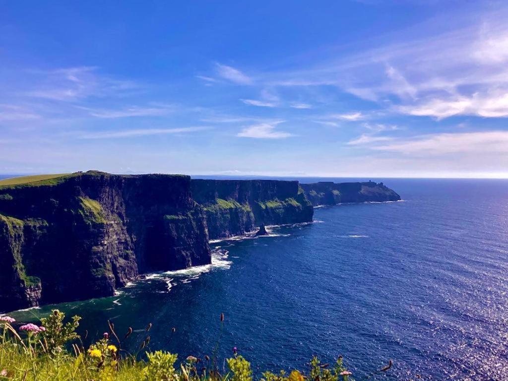 New Studio Near Lahinch, Doolin & Cliffs Of Moher Buitenkant foto