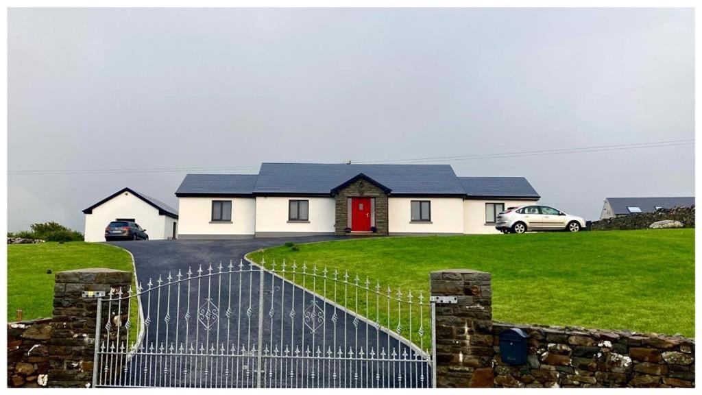 New Studio Near Lahinch, Doolin & Cliffs Of Moher Buitenkant foto